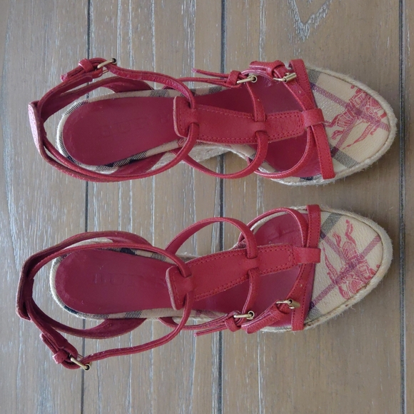 Burberry ♥️ platforms - Picture 4 of 12